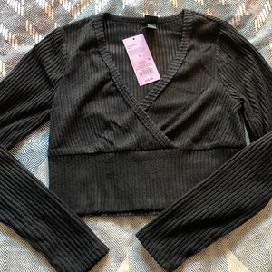 NWT Wild Fable S black cropped soft wrap sweater